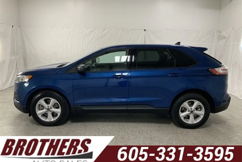 2022 Ford Edge SE photo 1