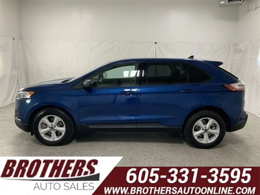 2022 Ford Edge SE photo 1
