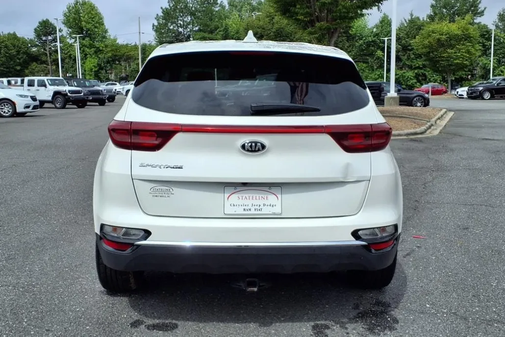2021 Kia Sportage LX photo 1
