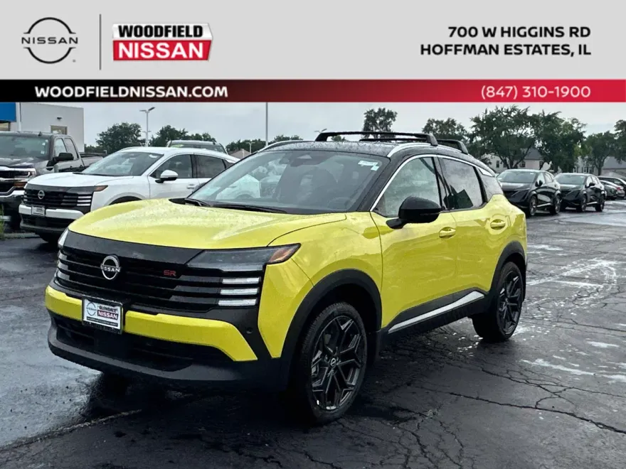 2025 Nissan Kicks SR photo 1