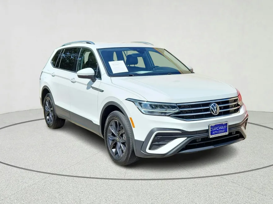 2024 Volkswagen Tiguan SE Wolfsburg Edition photo 1