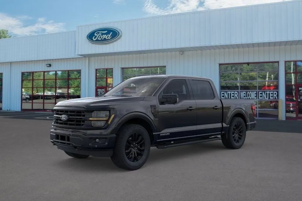 2025 Ford F-150 XLT photo 1