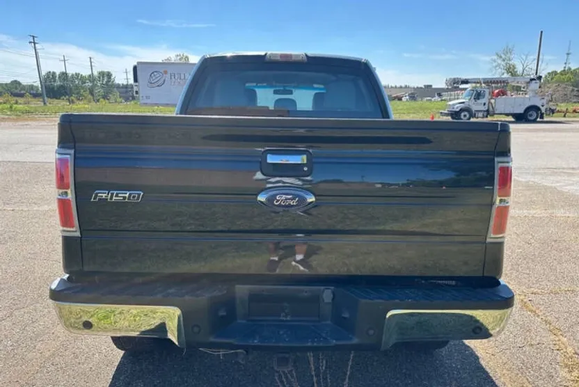 2014 Ford F-150 photo 1
