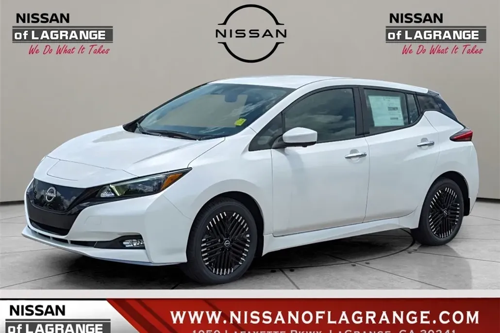 2024 Nissan Leaf SV Plus photo 1