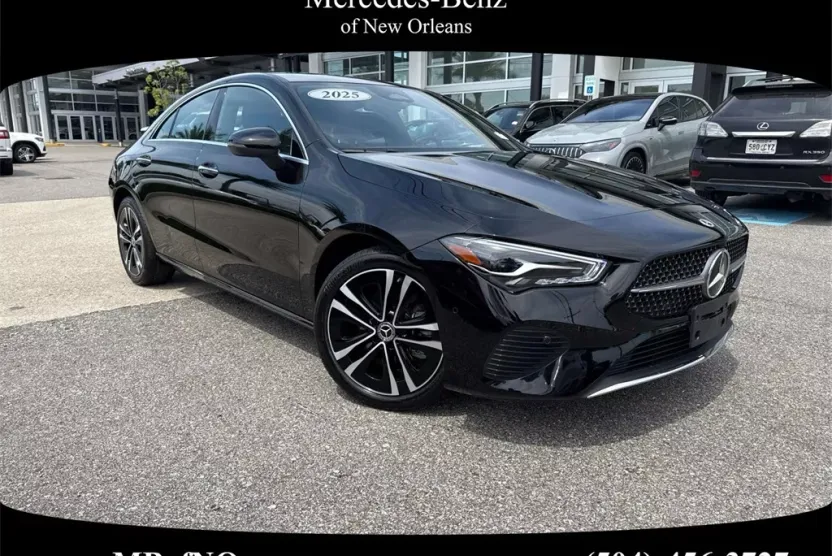 2025 Mercedes Benz CLA 250 4MATIC photo 1