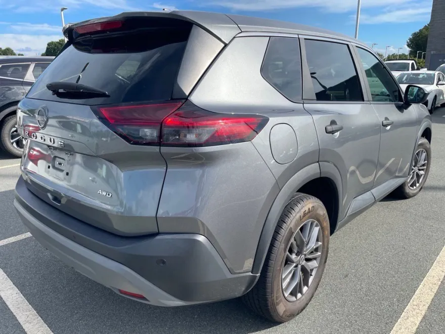 2023 Nissan Rogue S photo 1
