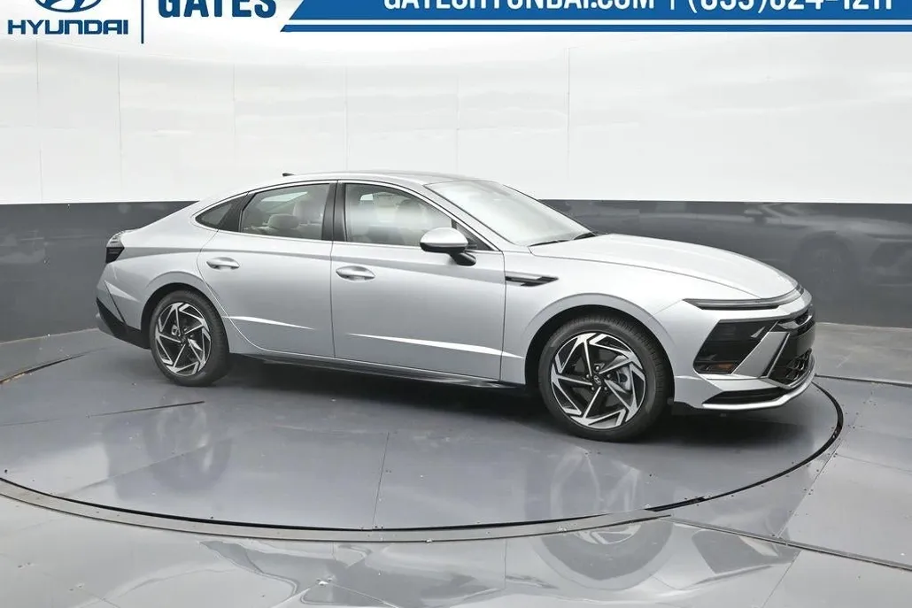2025 Hyundai Sonata SEL Convenience photo 1