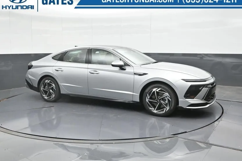 2025 Hyundai Sonata SEL Convenience photo 1