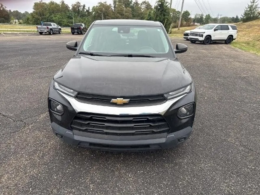 2022 Chevrolet Trailblazer LS photo 1