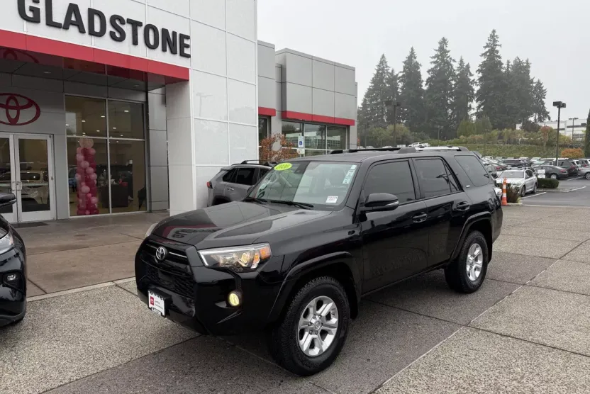 2020 Toyota 4Runner SR5 Premium photo 1
