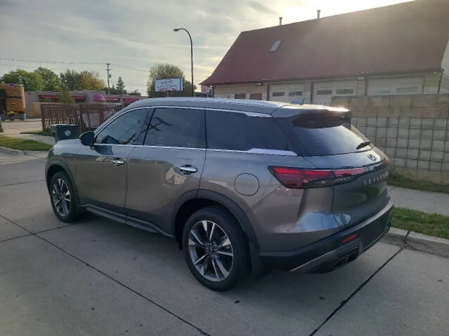 2024 Infiniti QX60 Luxe photo 1