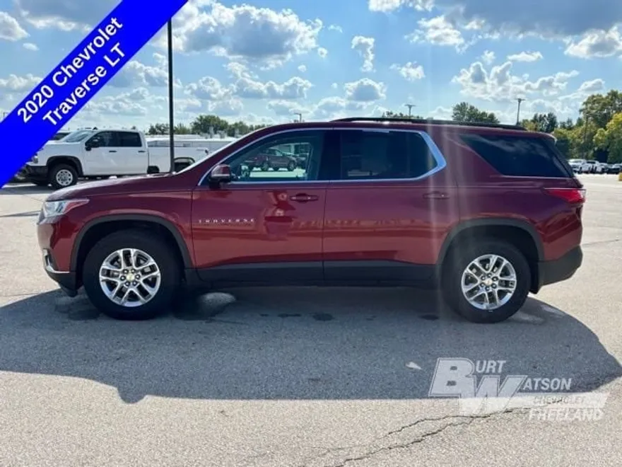 2020 Chevrolet Traverse Leather photo 1