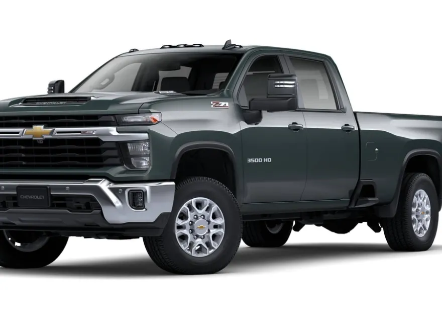 2025 Chevrolet Silverado 3500HD LT photo 1