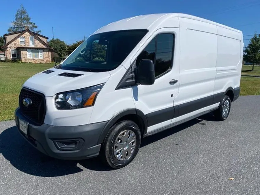2021 Ford Transit Cargo Van photo 1