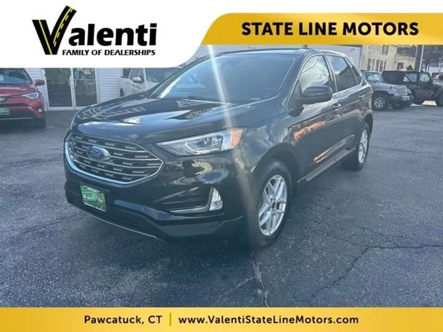 2021 Ford Edge SEL photo 1