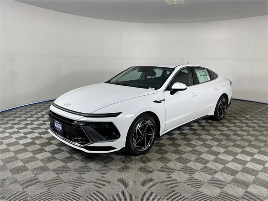 2026 Hyundai Sonata SEL Sport photo 1