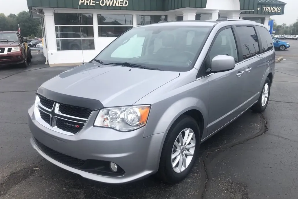 2018 Dodge Grand Caravan SXT photo 1