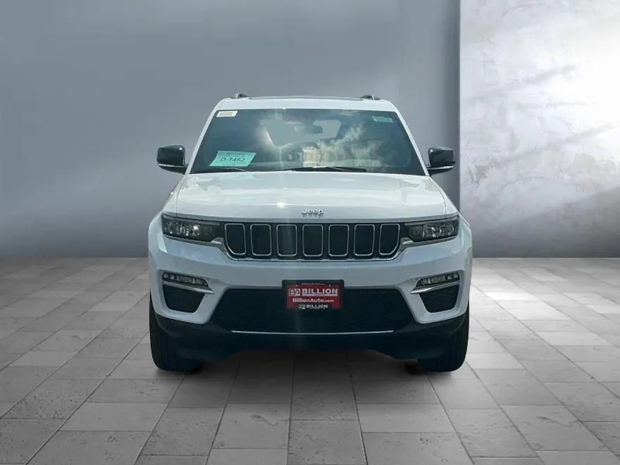 2025 Jeep Grand Cherokee Limited photo 1