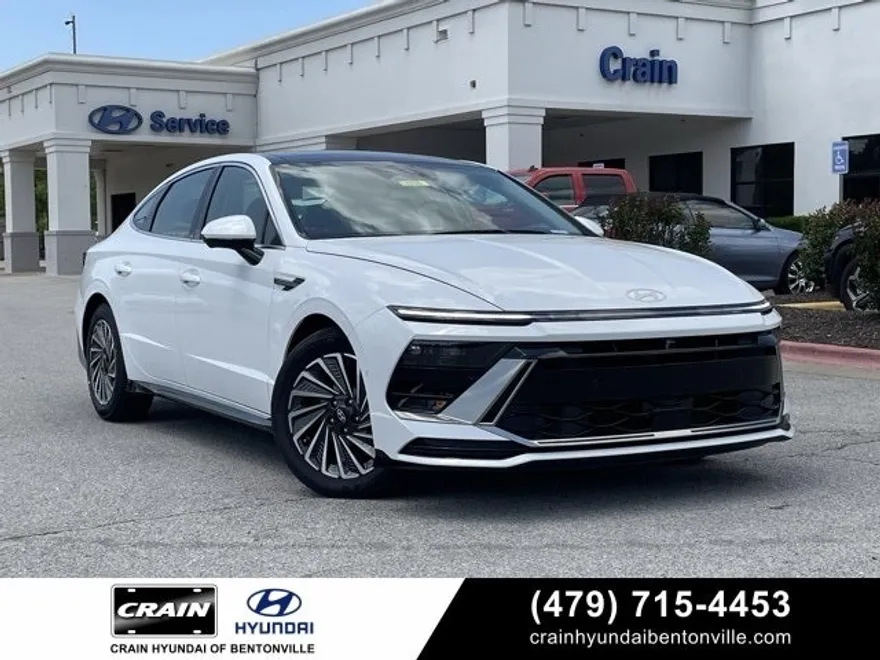 2025 Hyundai Sonata Hybrid Limited photo 1