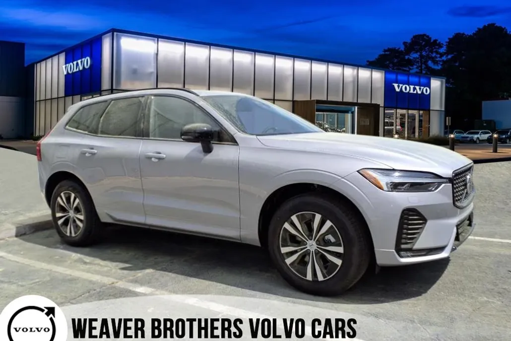 2025 Volvo XC60 B5 Core photo 1