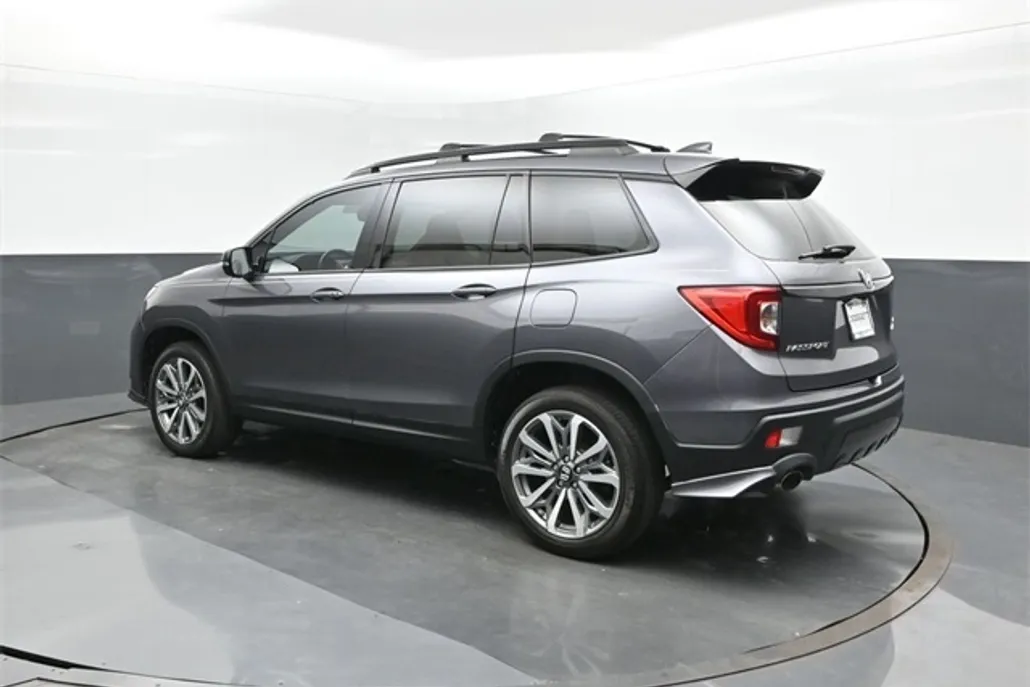 2019 Honda Passport Elite photo 1