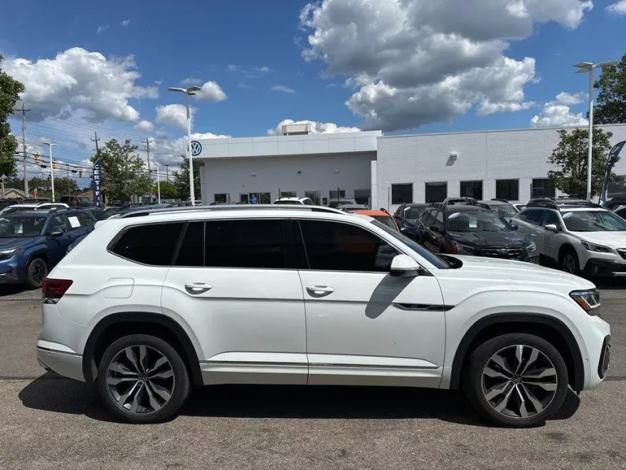 2021 Volkswagen Atlas V6 SEL Premium R-Line photo 1