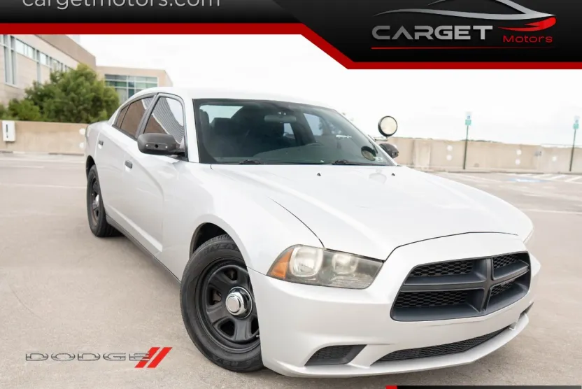 2013 Dodge Charger photo 1