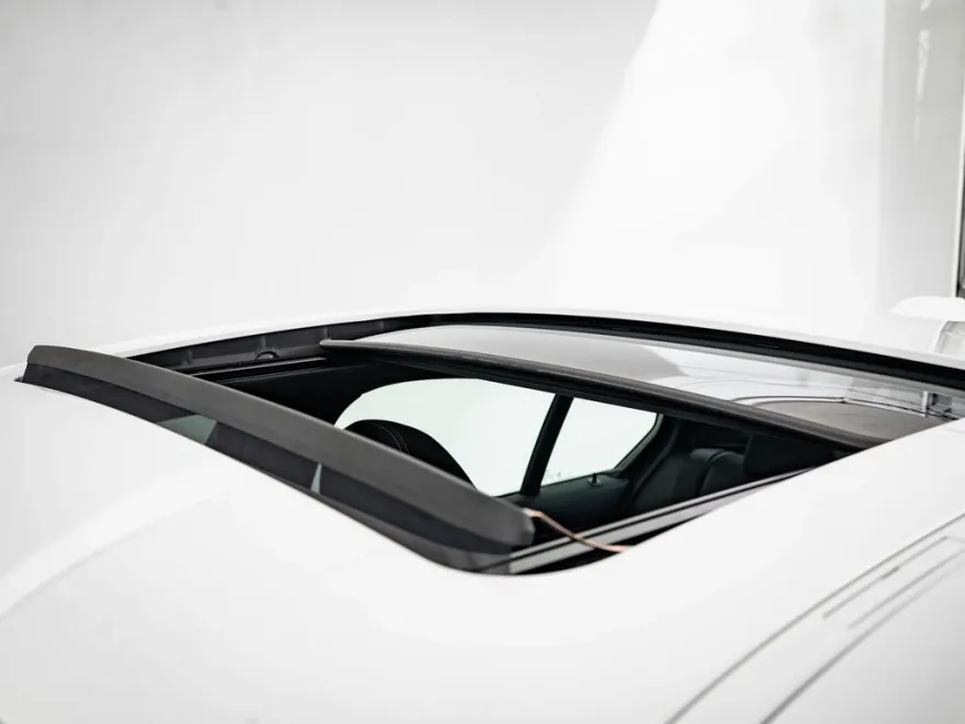 2025 Bmw 330i 330i xDrive photo 1