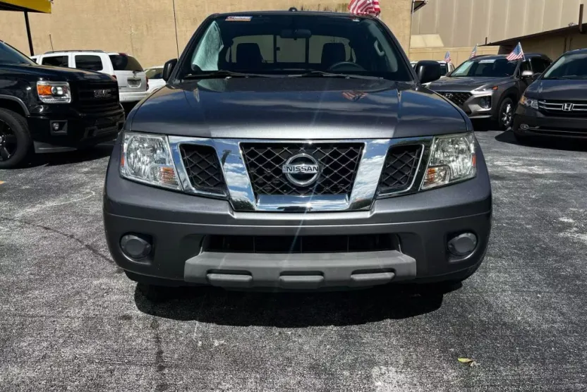 2017 Nissan Frontier King Cab S photo 1