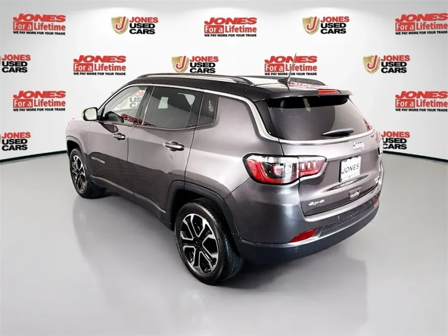 2022 Jeep Compass Limited photo 1