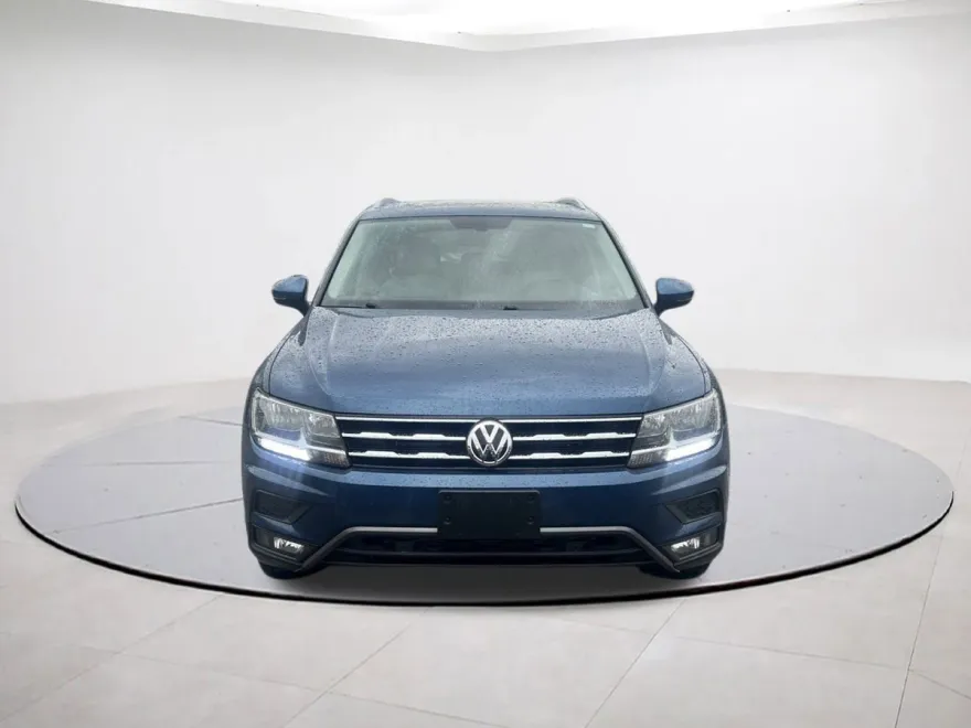 2019 Volkswagen Tiguan SEL photo 1
