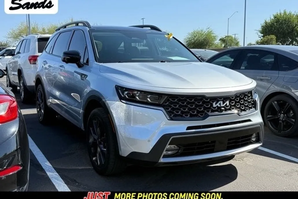 2022 Kia Sorento X-Line SX Prestige photo 1