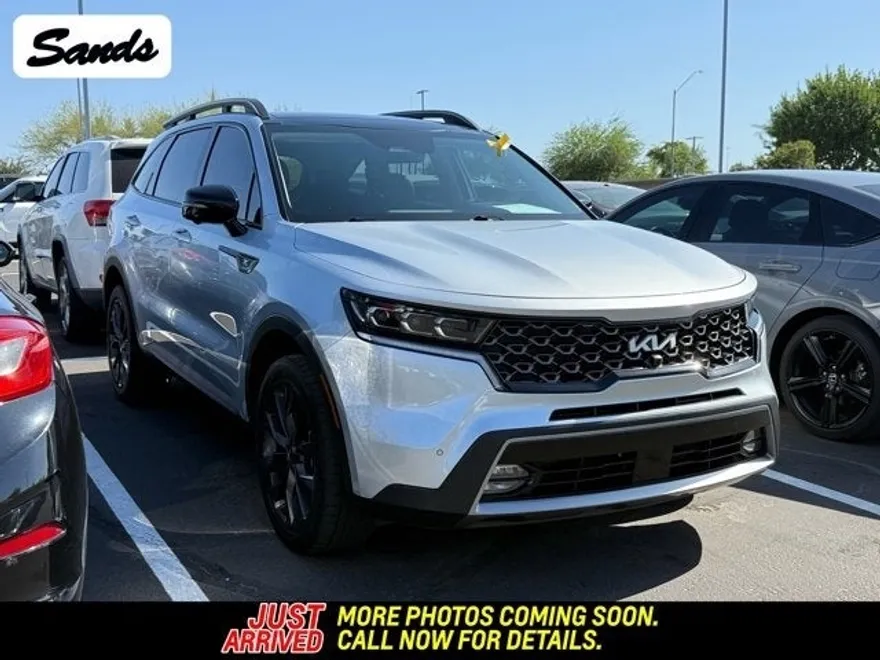 2022 Kia Sorento X-Line SX Prestige photo 1