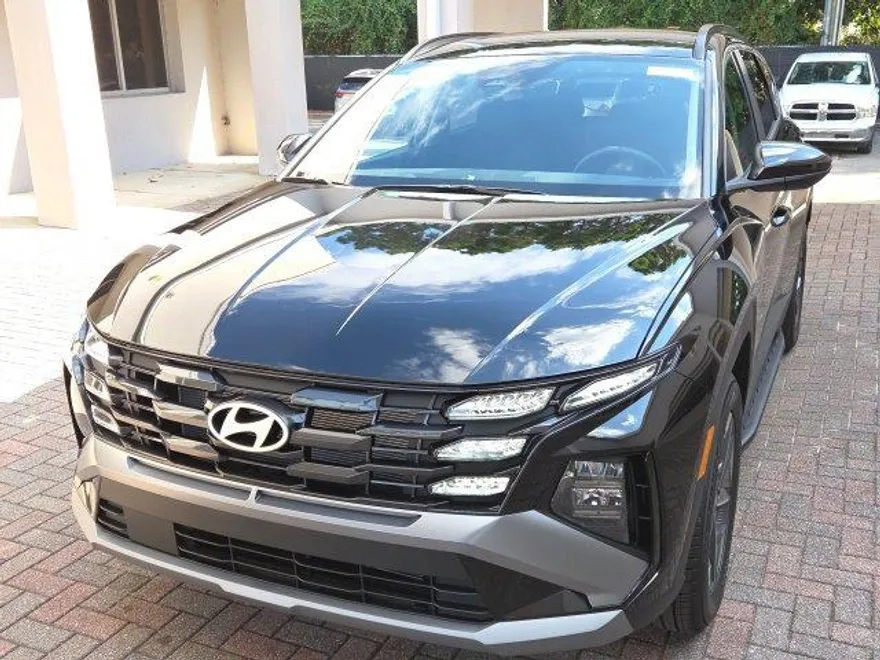 2026 Hyundai Tucson SEL photo 1