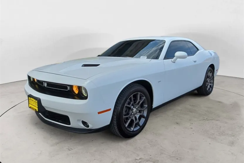 2018 Dodge Challenger GT photo 1