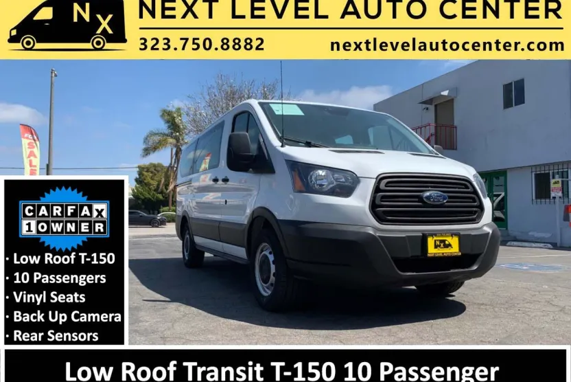 2019 Ford Transit Passenger XL photo 1