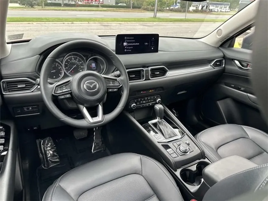 2024 Mazda CX-5 2.5 S Preferred photo 1