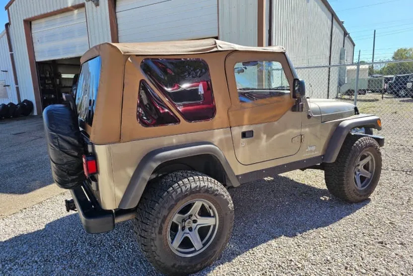 2005 Jeep Wrangler SE photo 1