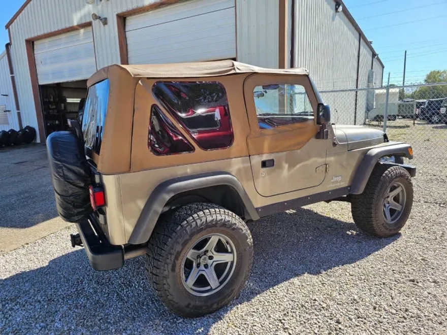 2005 Jeep Wrangler SE photo 1