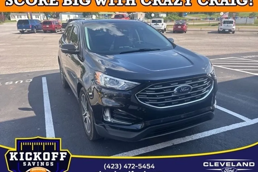 2021 Ford Edge Titanium photo 1
