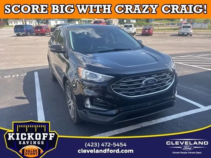 2021 Ford Edge Titanium photo 1