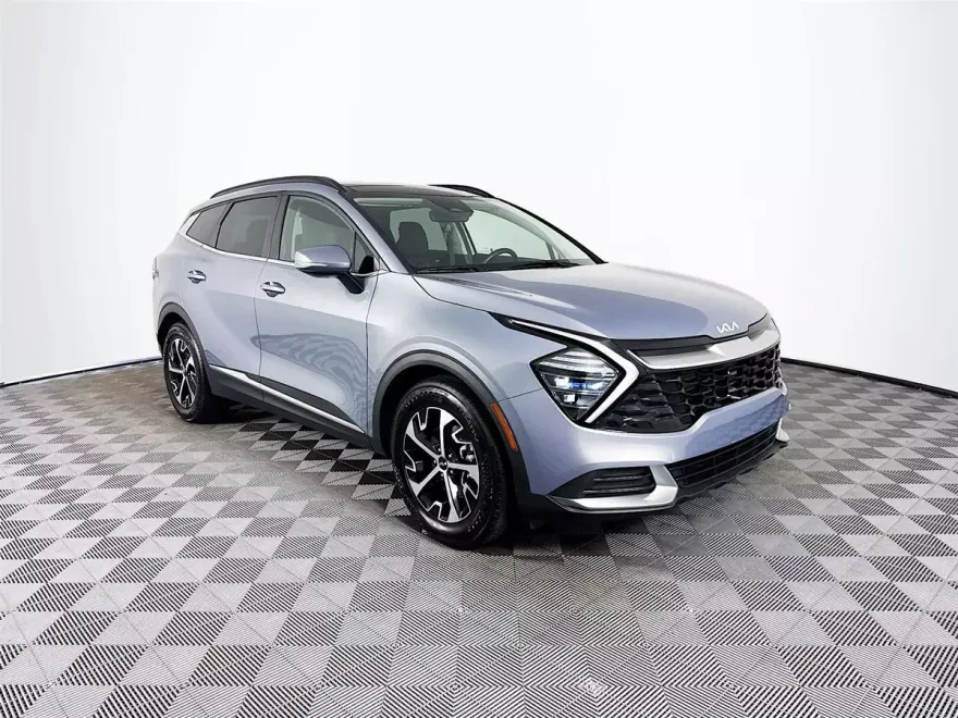 2025 Kia Sportage EX photo 1