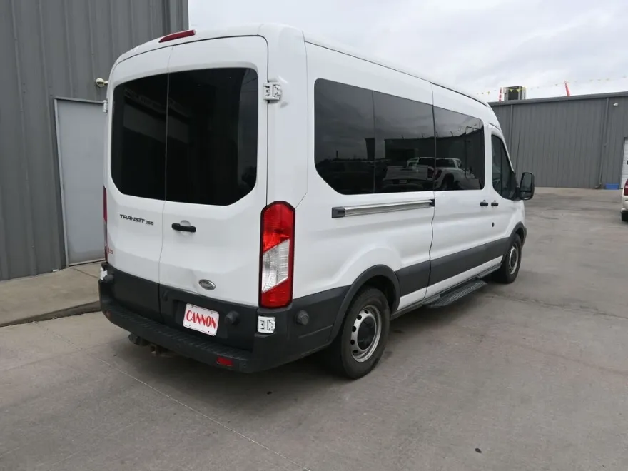 2015 Ford Transit XL photo 1