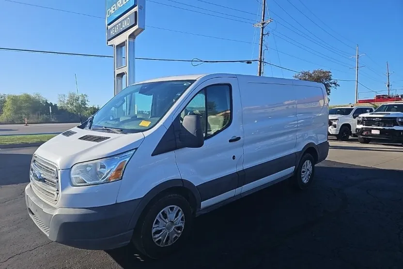 2017 Ford Transit Van photo 1