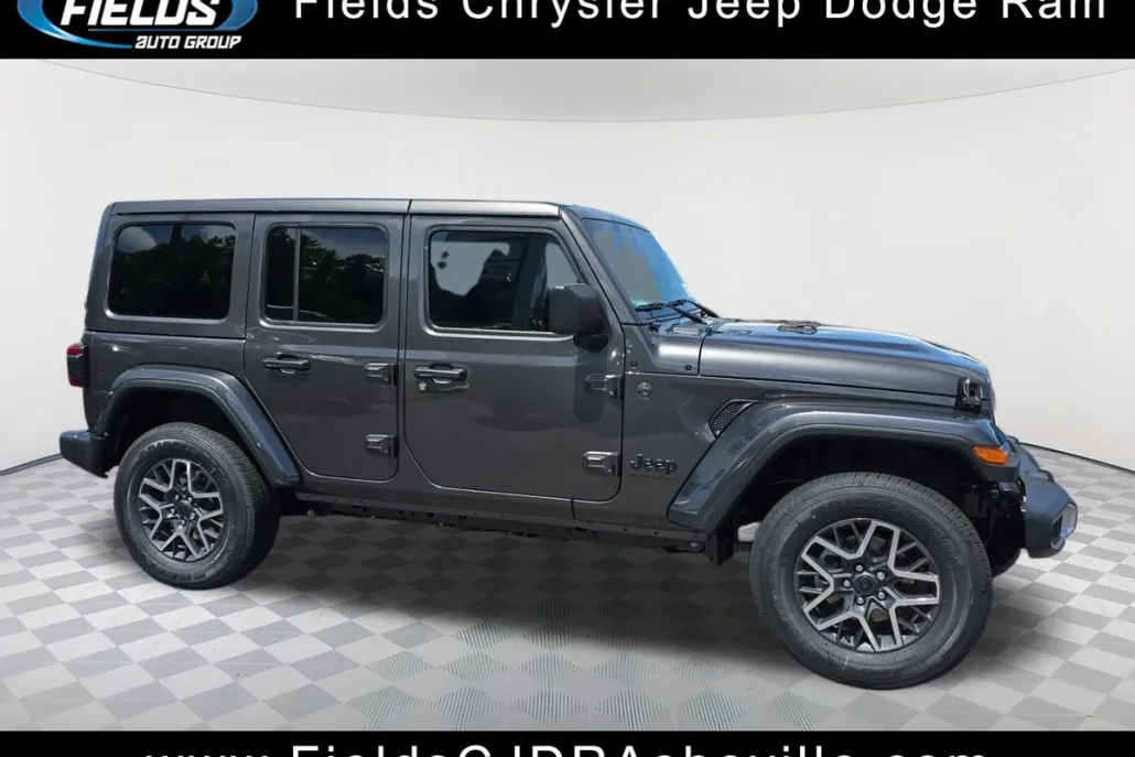 2025 Jeep Wrangler Sahara photo 1