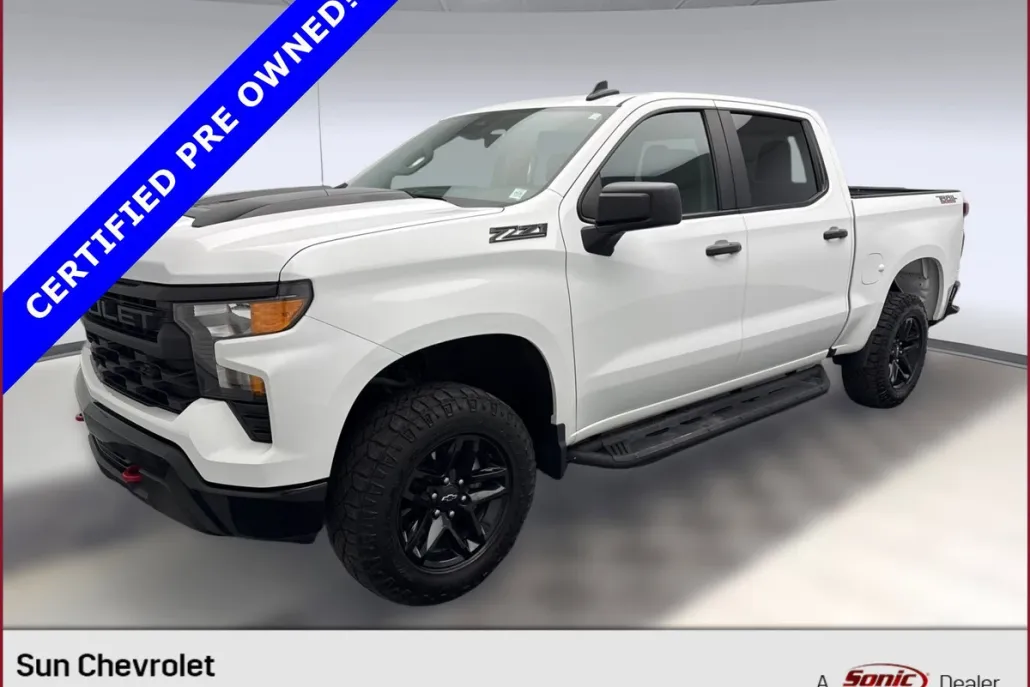 2023 Chevrolet Silverado 1500 Custom Trail Boss photo 1