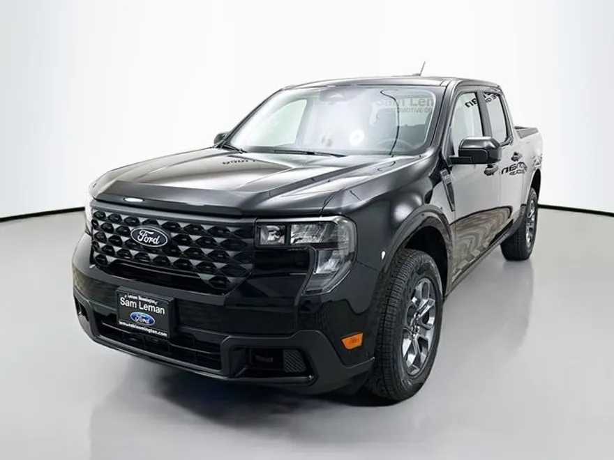 2025 Ford Maverick XLT photo 1