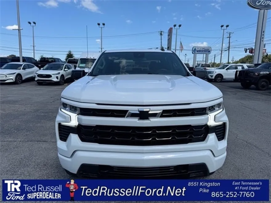 2024 Chevrolet Silverado 1500 RST photo 1
