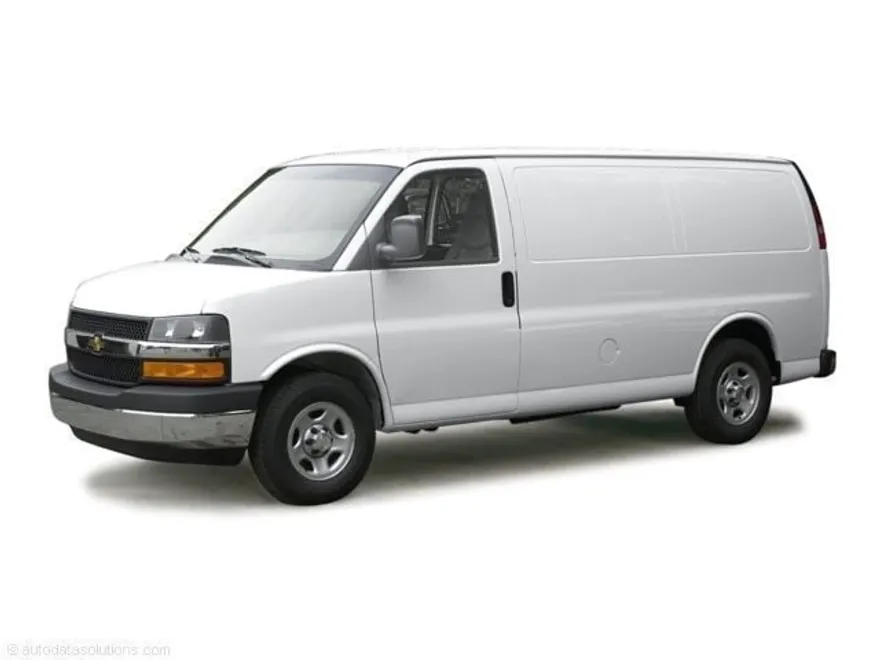 2003 Chevrolet Express Cargo Van photo 1