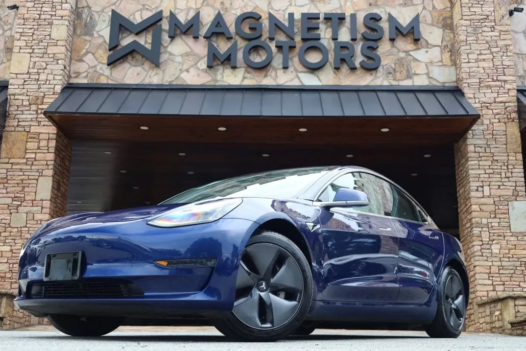 2018 Tesla Model 3 Long Range photo 1